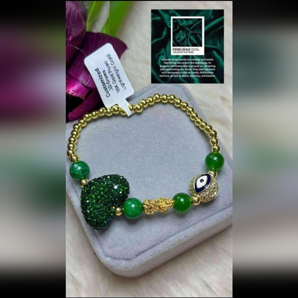 Heart Charm Bracelet With 18k Saudi Gold .10 Grm Piyao, Wire With Lock